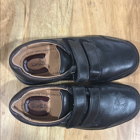 Men's Black Leather Shoes - Picture 2 of 6